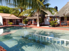 Гостиница Bungalows Familiares  Monterrico